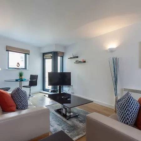 Apartament Kspace @ Waterloo Court *